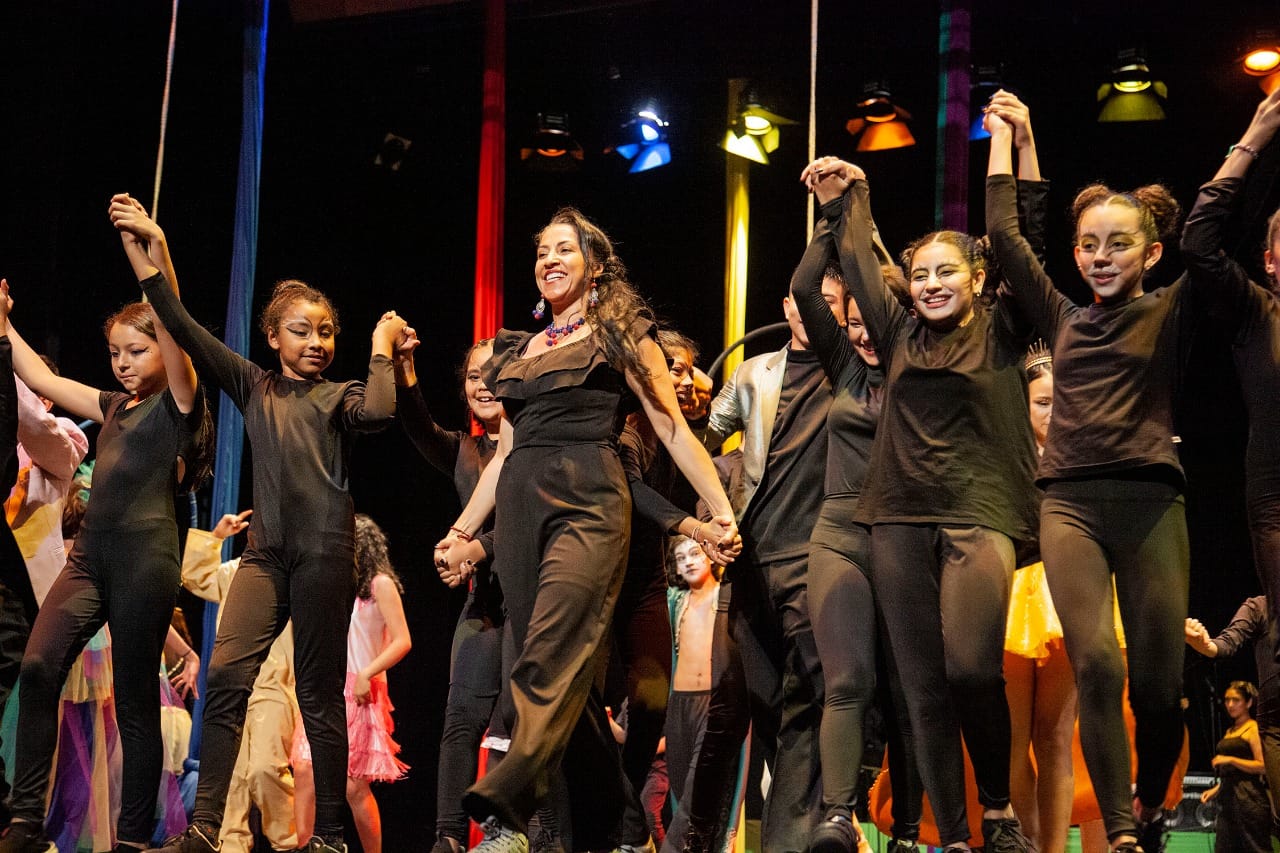 Niños en clases de teatro y artes escénicas